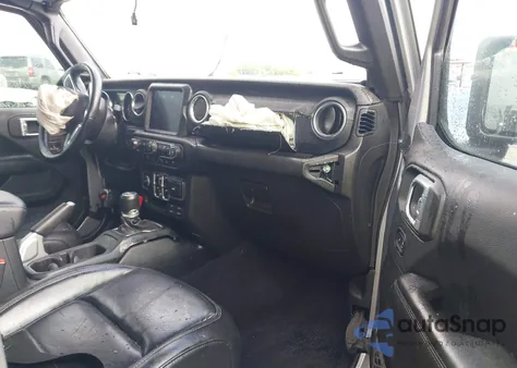 2018 Jeep Wrangler Unlimited Sahara z USA, uszkodzony, nr VIN 1C4HJXEN5JW302458